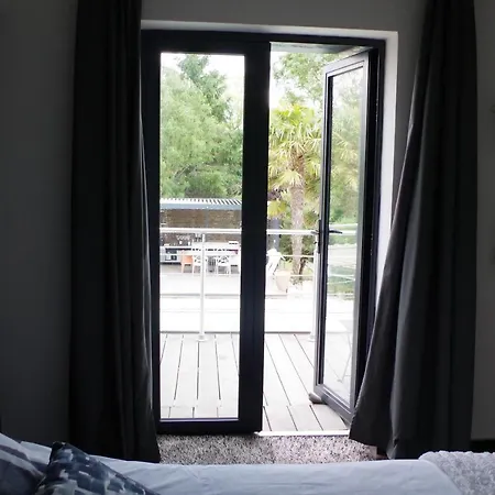 D'hotes Sweet Bed & Breakfast 3*