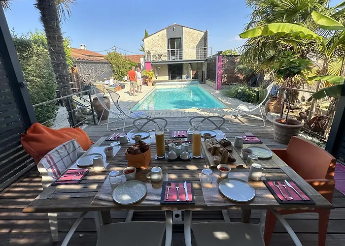 D'hotes Sweet Bed and breakfast 3*